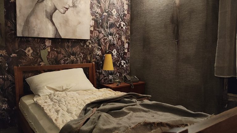 La Chambre Oubliée : la chambre